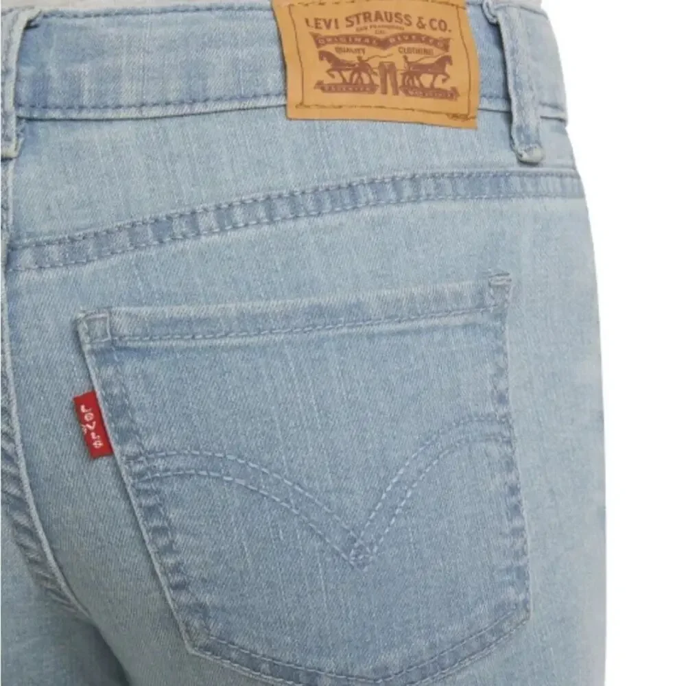 Levi's Jean Shorts Girls Stretch Cuffed Light Blue Size 6 NWT